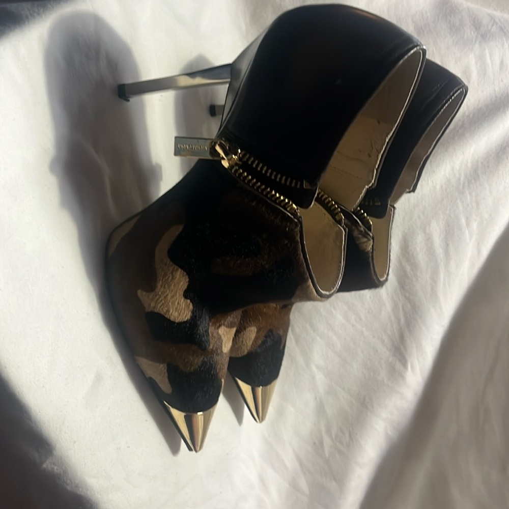 Michael kors booties